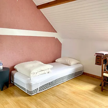 Casa de Férias Maison De De 100m2 Proche Centre-ville/lac